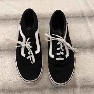 Cushioned Women's Running Shoes by ON Running ✈️